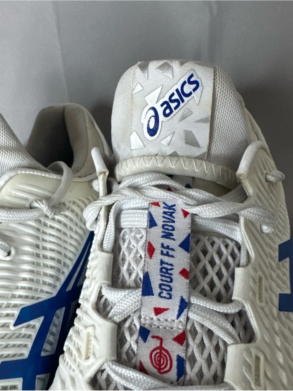 ASICS Court FF Novak Shoes Mens Size 10.5 White Mesh Tennis Sneakers 1041A480